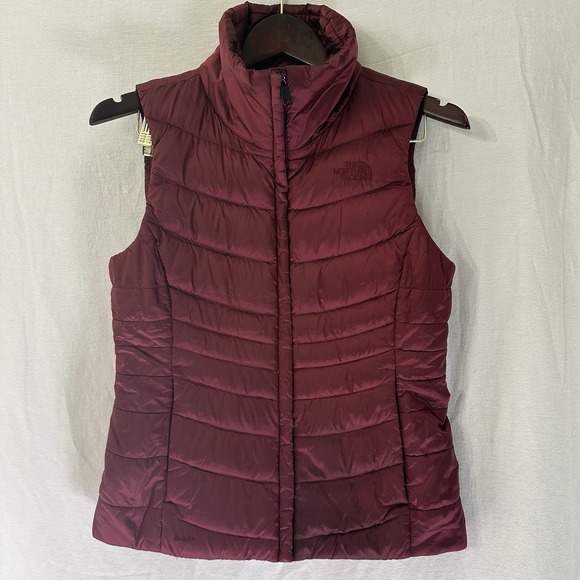 The North Face Jackets & Blazers - The North Face Puffer Vest Womens Small Red Goose Down 550 Quilted Aconcagua